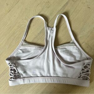 Women's Light Lavender Lace Up Sports Bra